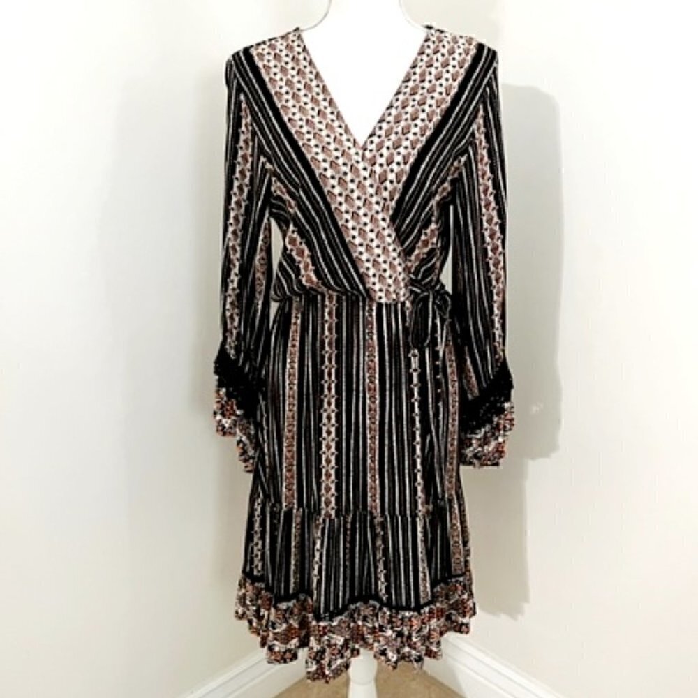 Lola P. Black & Coral Boho Dress 3/4 Bell Sleeves